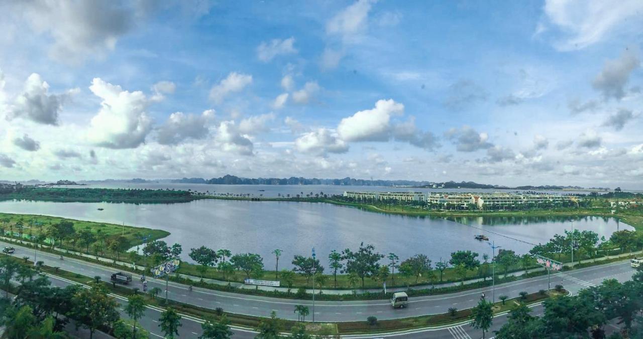 Le Jardin Homestay Ha Long Exteriör bild